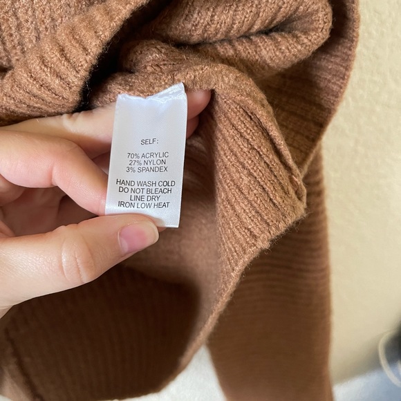 Vici Brown Ribbed Knit Sweater - Picture 3 of 4